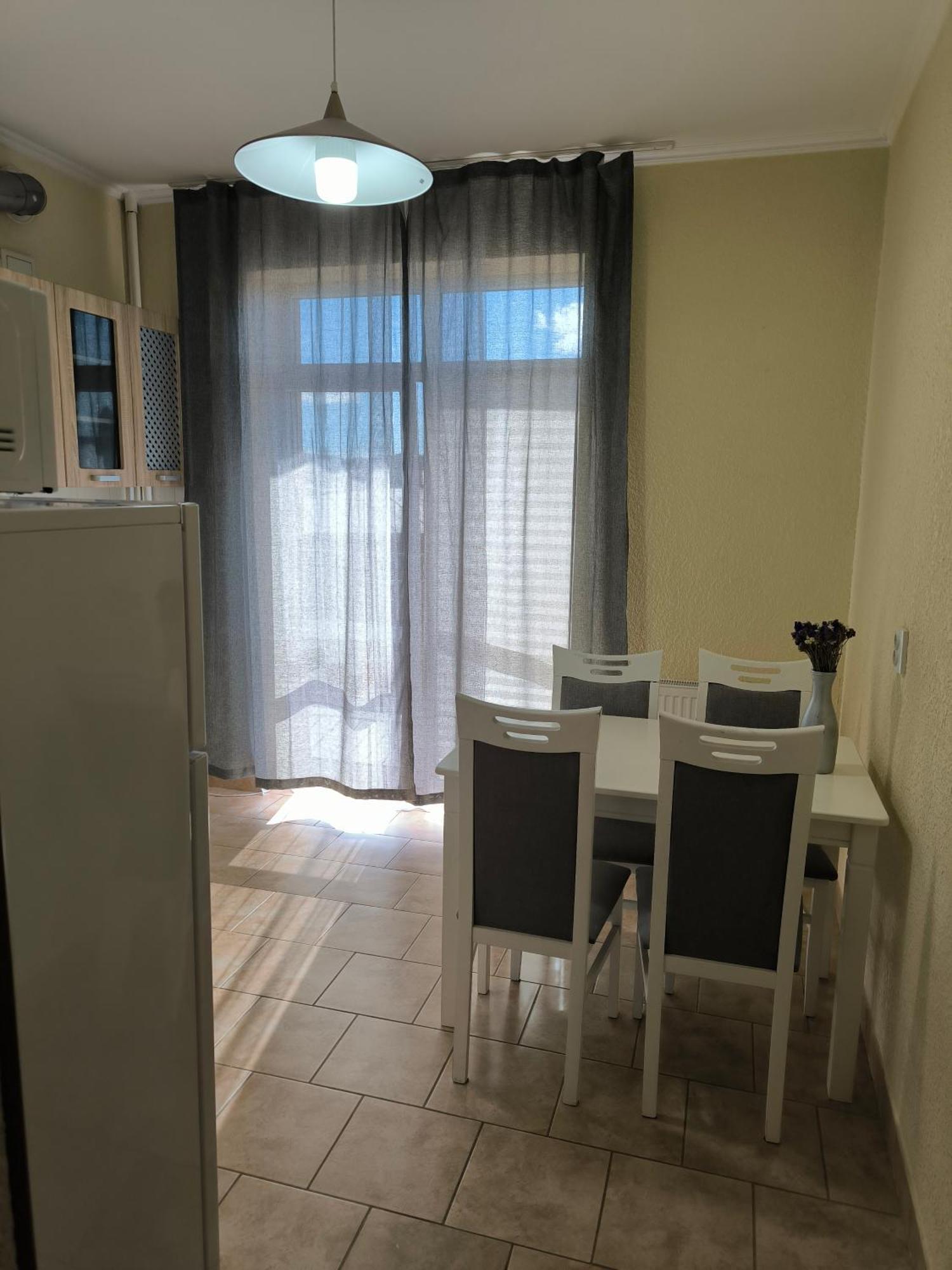 Apartments Domovik Parkaniya, 2A Mukatsjeve Eksteriør bilde
