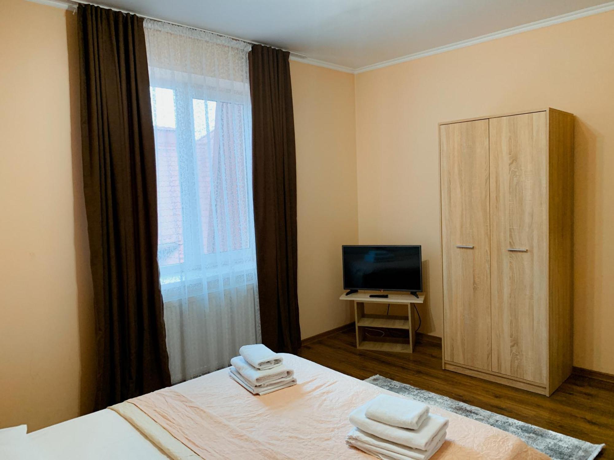 Apartments Domovik Parkaniya, 2A Mukatsjeve Eksteriør bilde